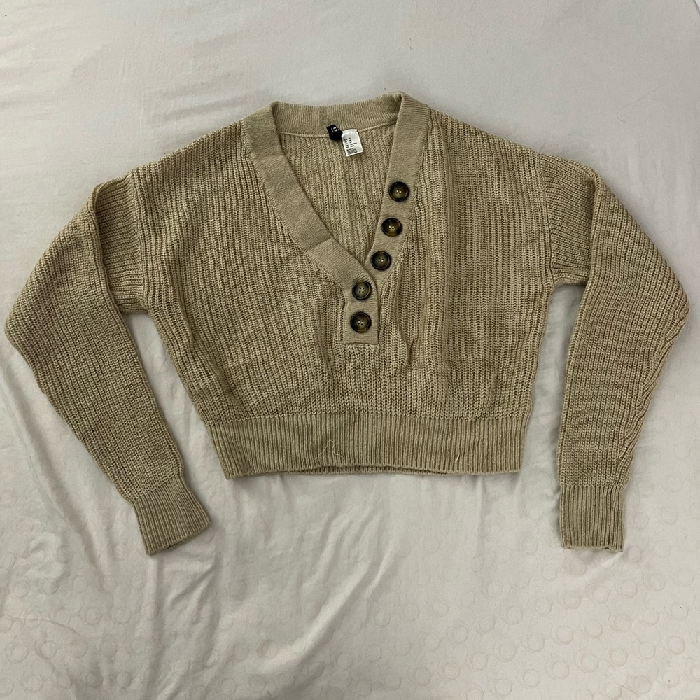 H&M Tan V Neck Sweater with Tortoise Buttons